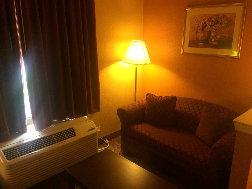 Luxury Suites Ferry Pass Δωμάτιο φωτογραφία